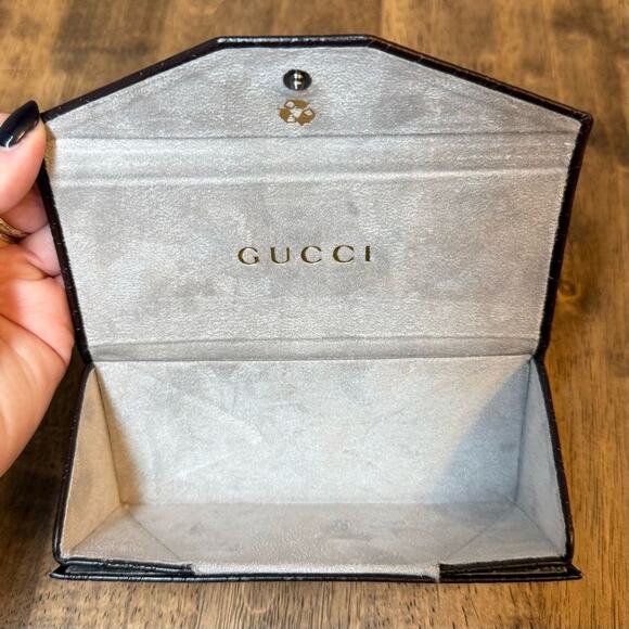 Gucci Foldable Micro Guccissima Sunglasses Case Snap Closure Brown Monogram - Picture 8 of 12